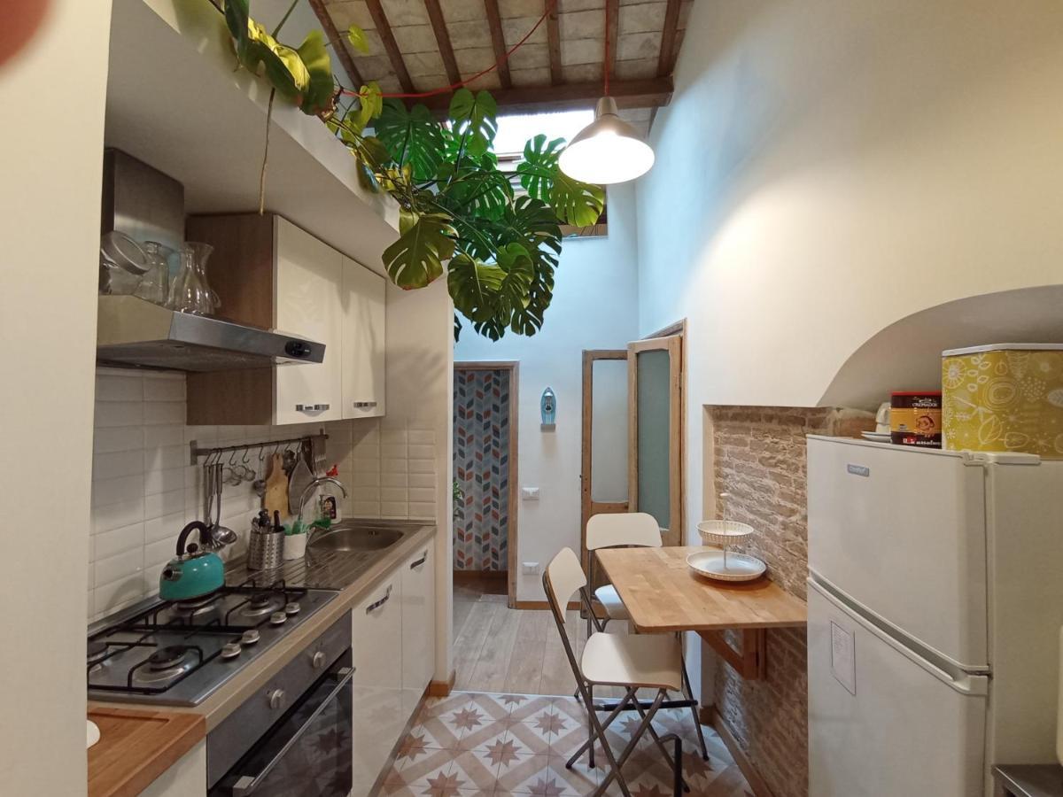 شقة Tivoli Old Town - Casa Nel Quartiere Medioevale المظهر الخارجي الصورة