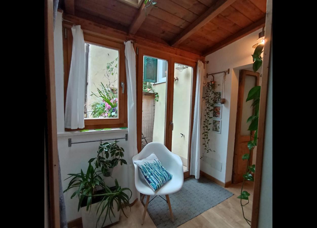 شقة Tivoli Old Town - Casa Nel Quartiere Medioevale المظهر الخارجي الصورة